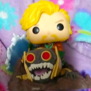 DC Funko POP! Aquaman deluxe vinyl figure
